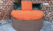 Brahm poef met oranje polka dots